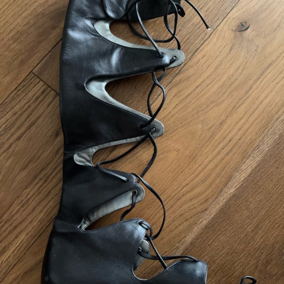 Kenneth Cole Black Flat Tall Gladiator Sandals - Picture 7 of 8